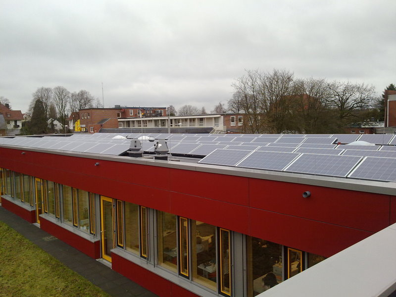 PV-Analge auf dem Dach der GS Schule in Barmstedt
